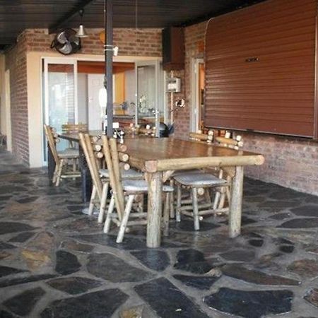 Ingwe Guesthouse Mbombela Esterno foto