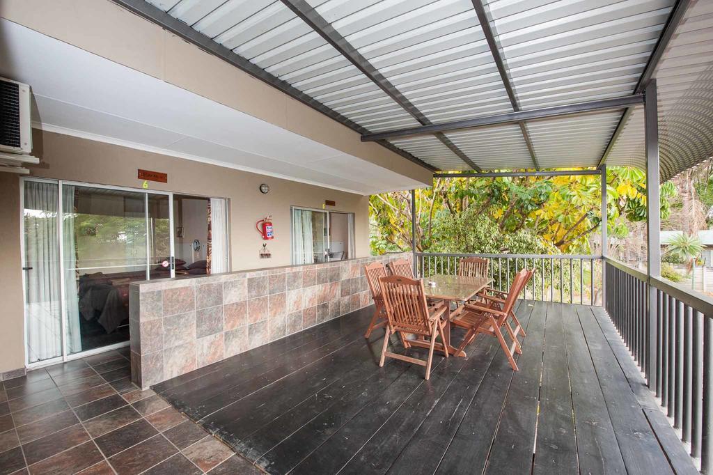Ingwe Guesthouse Mbombela Esterno foto