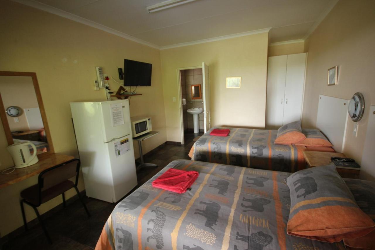 Ingwe Guesthouse Mbombela Esterno foto